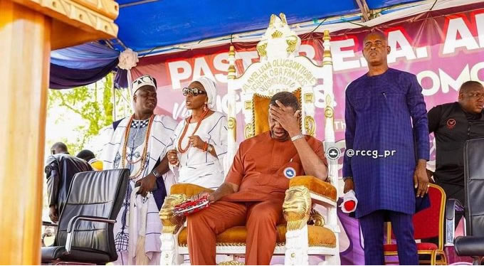 Pa Adeboye On Ceremonial Chair