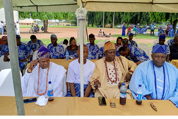 Oba Akran Representative At Imole Eko 6th Graduation Sm